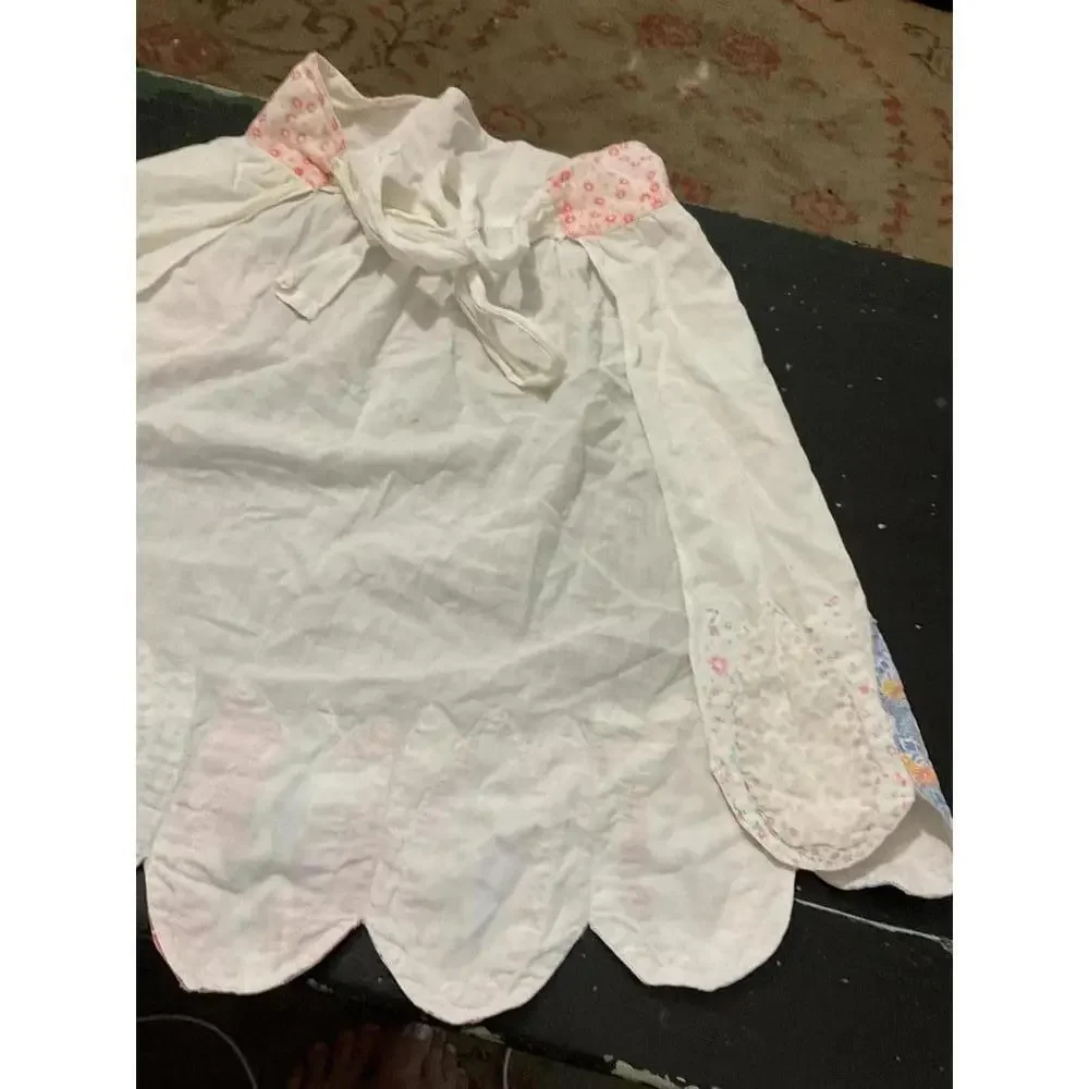 Vintage White Cotton  Patchwork Apron with Multicolor Patchwork Detail